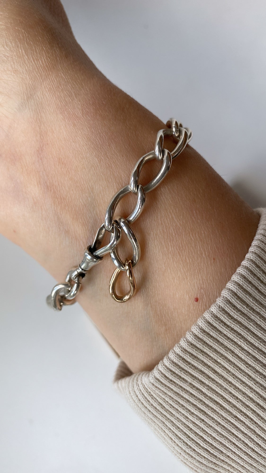 the antique oval link silver bracelet