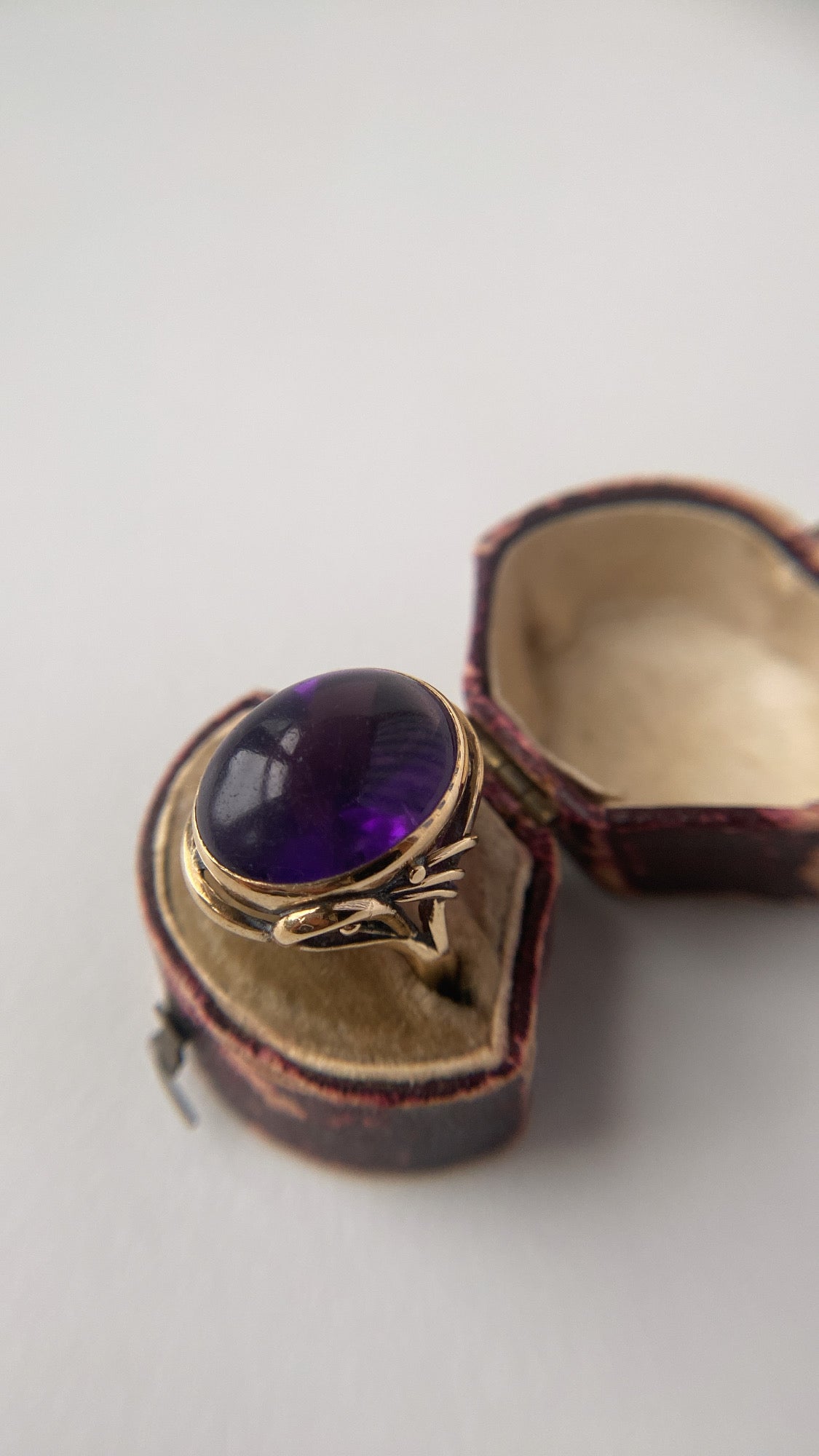 art nouveau amethyst cabochon
