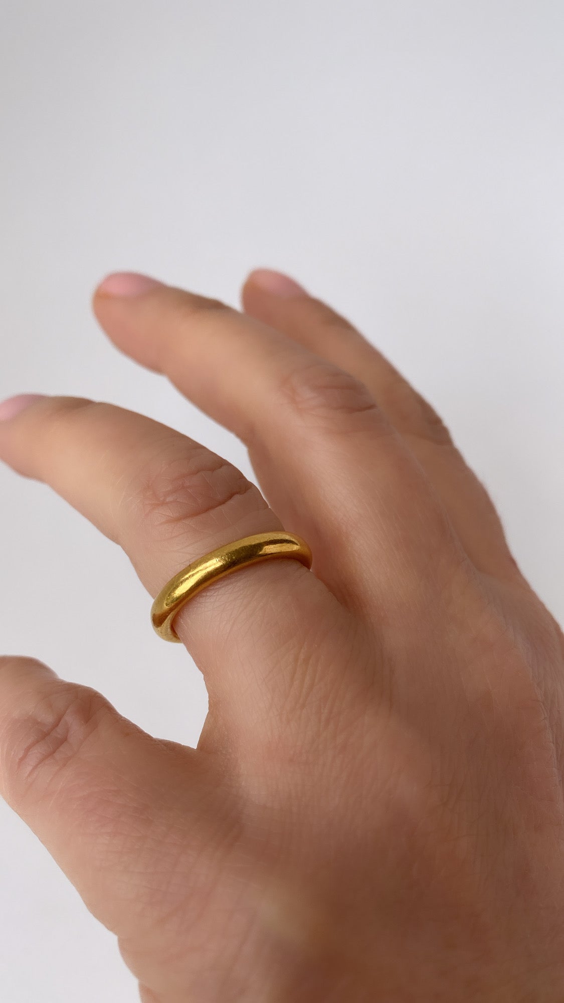 antique 22ct gold band