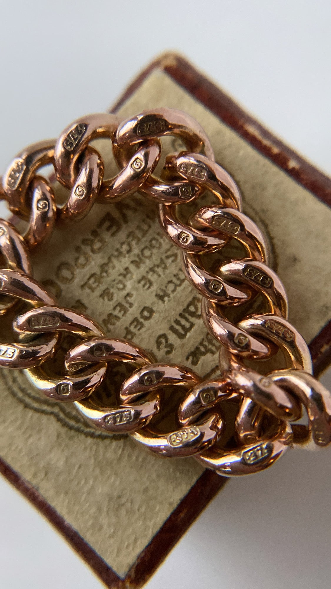 the antique chain ring