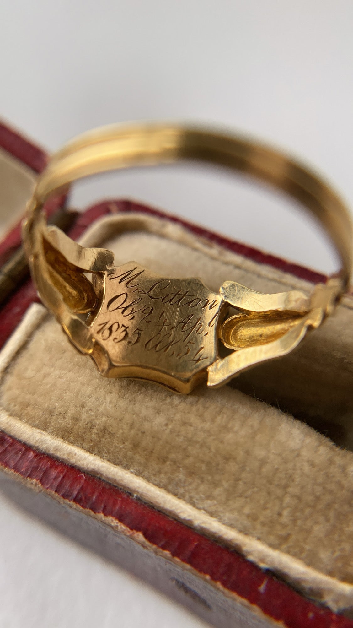 the Georgian mourning ring
