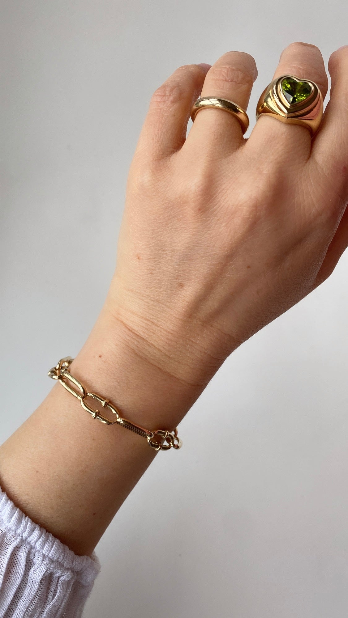 the oval link gold bracelet