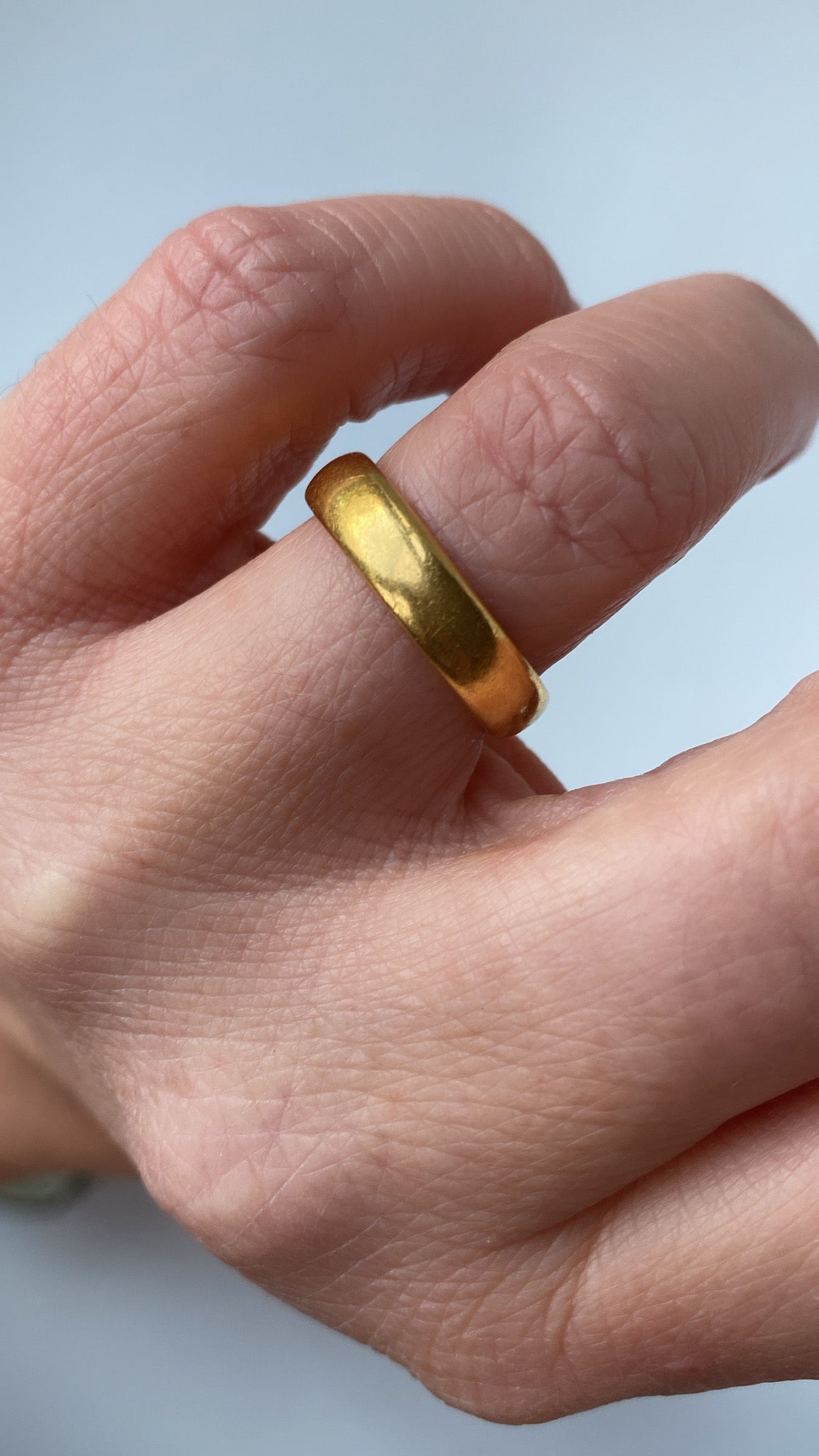 22ct butter gold antique wedding band