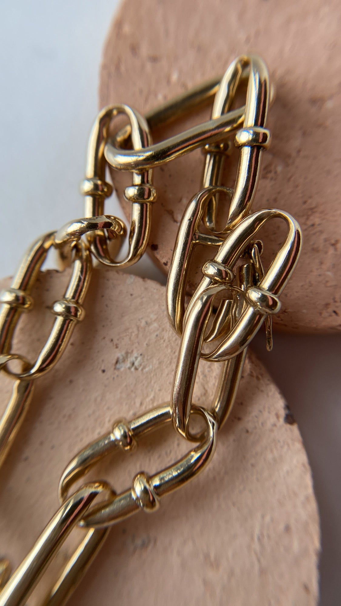 the oval link gold bracelet
