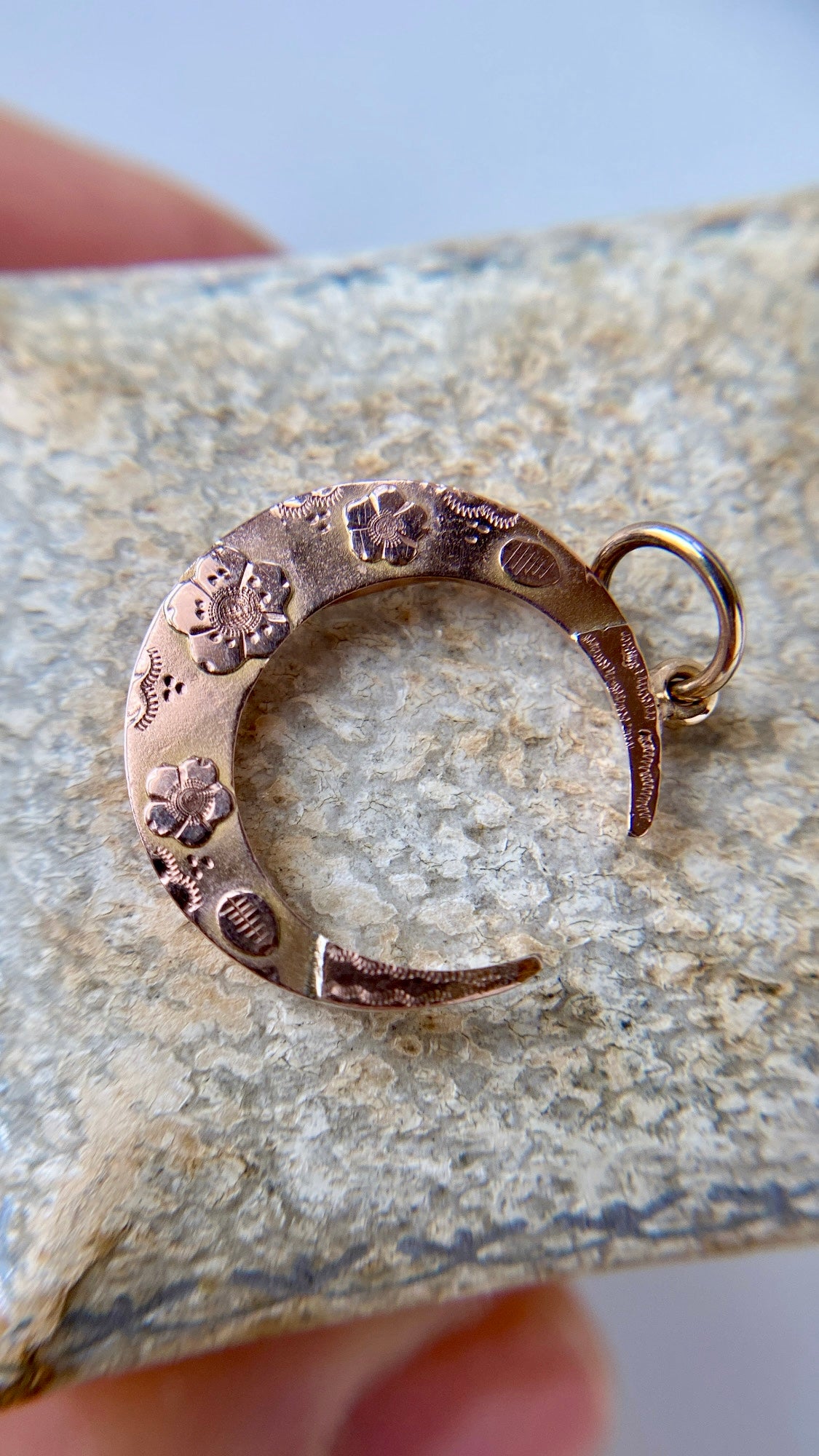 the flower crescent