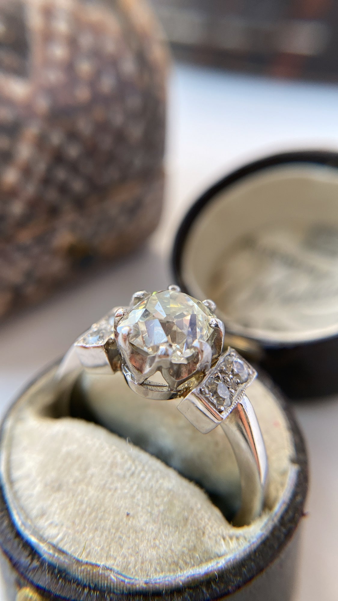 the elongated cushion cut