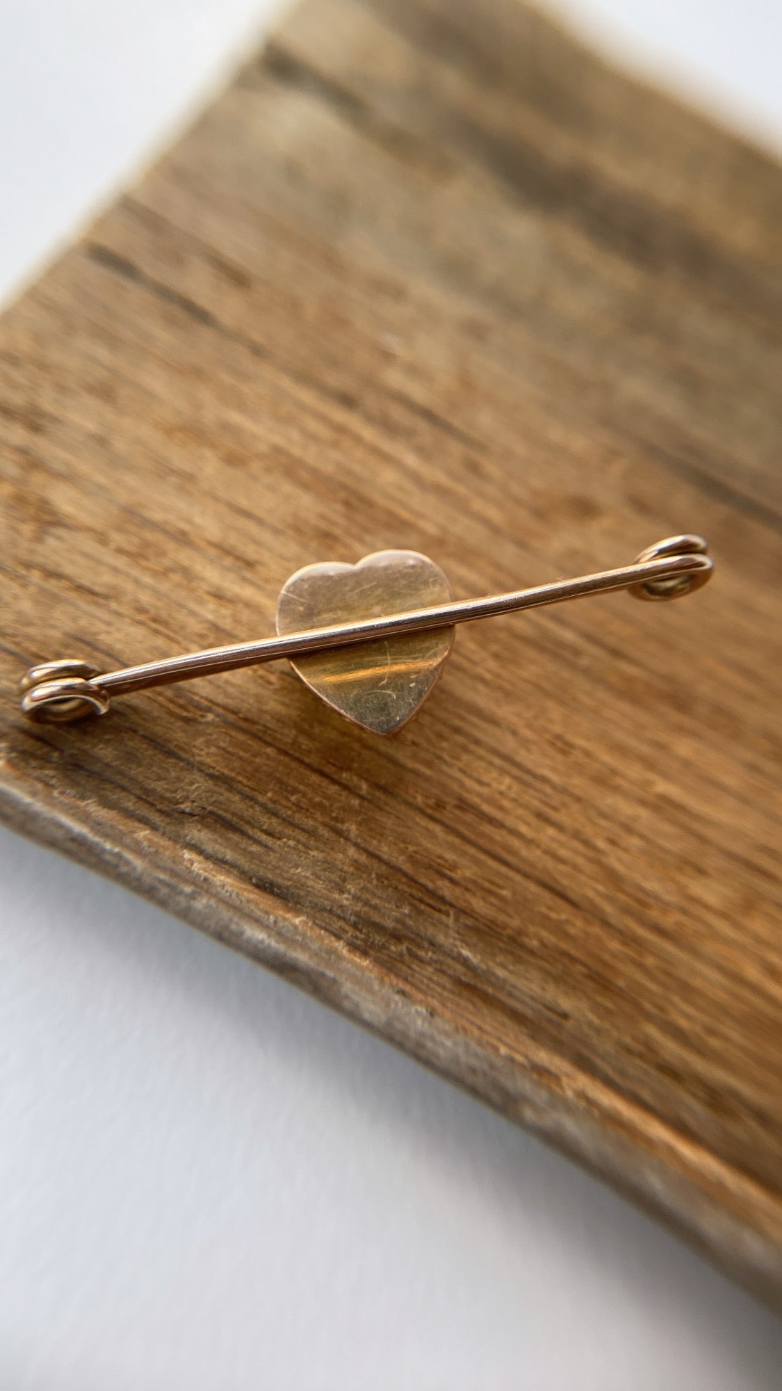 the antique chalcedony heart pin