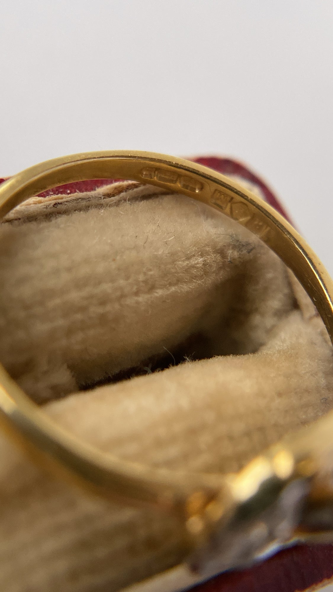 the vintage diamond snake