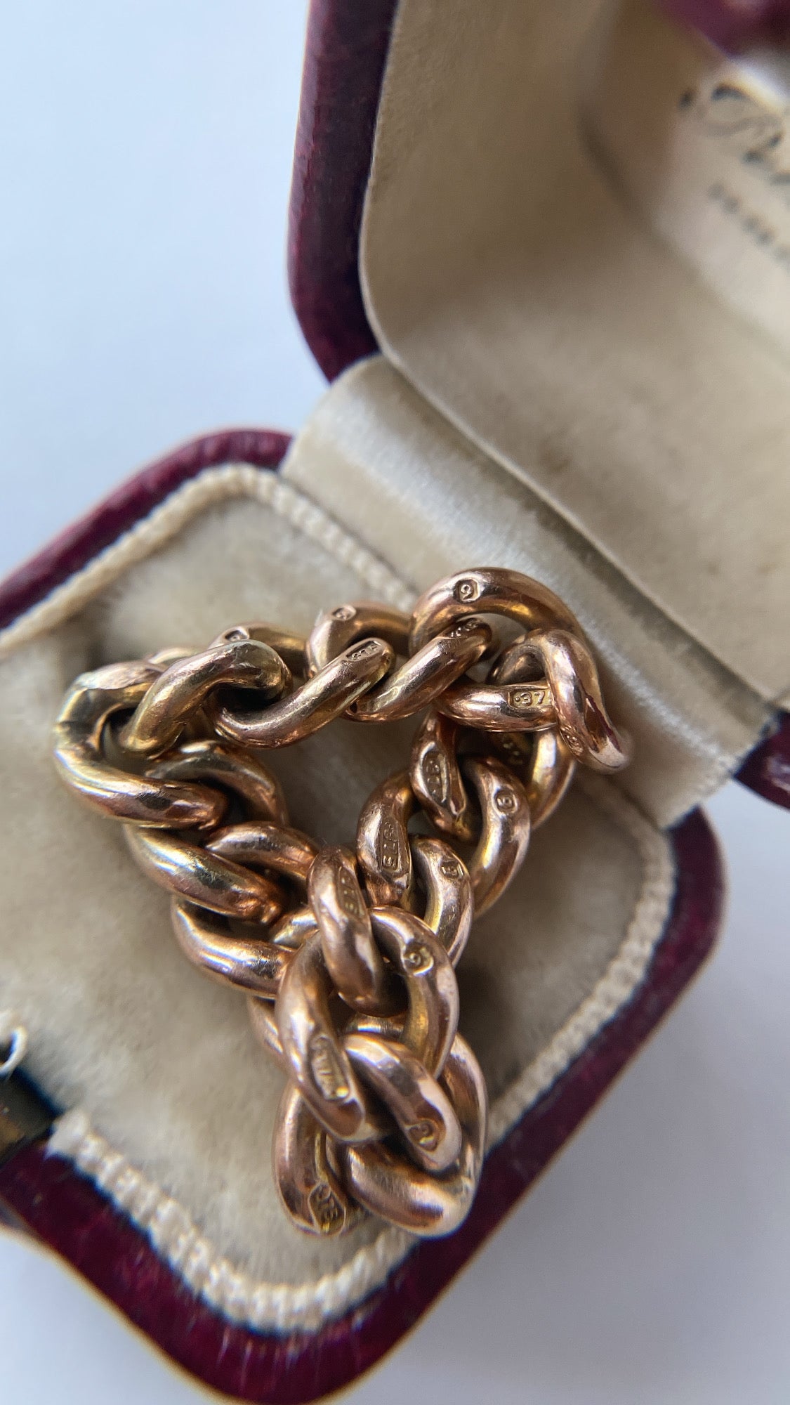 the antique chain ring