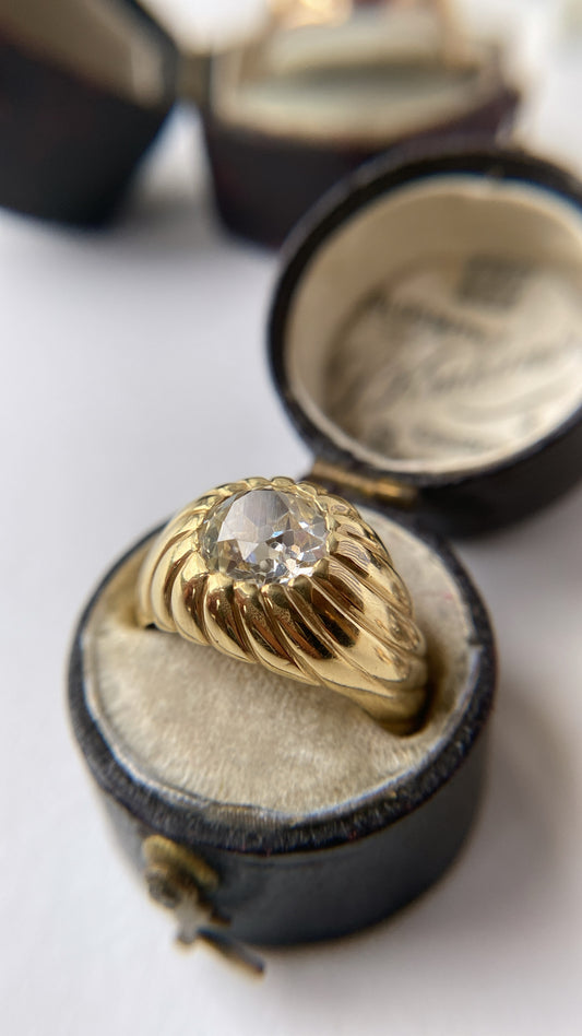 the 1960s diamond bombe ring