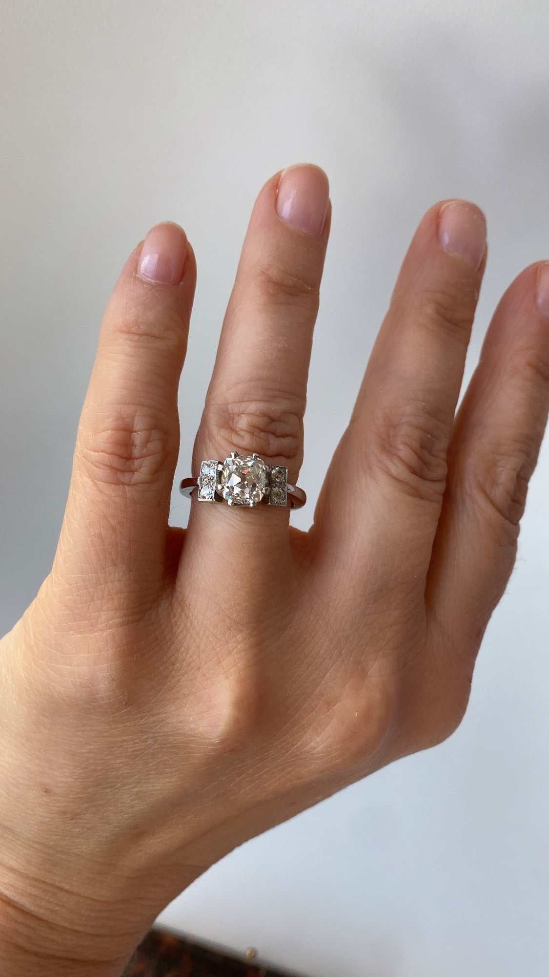 the elongated cushion cut