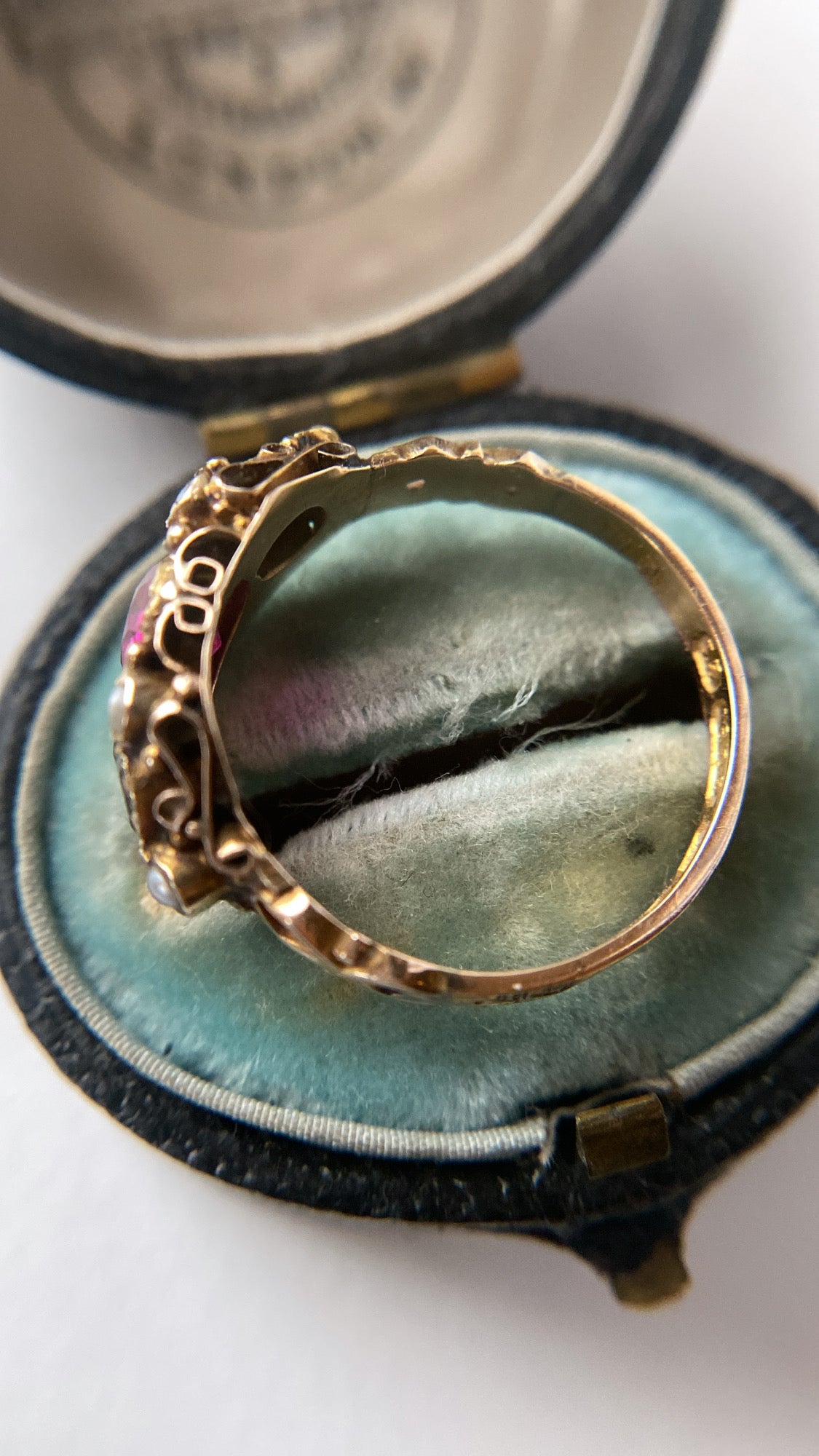 antique vivid coloured paste ring