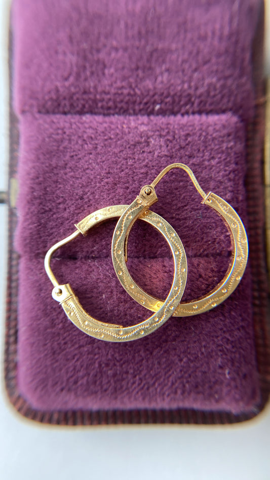 the unoaerre gold hoops