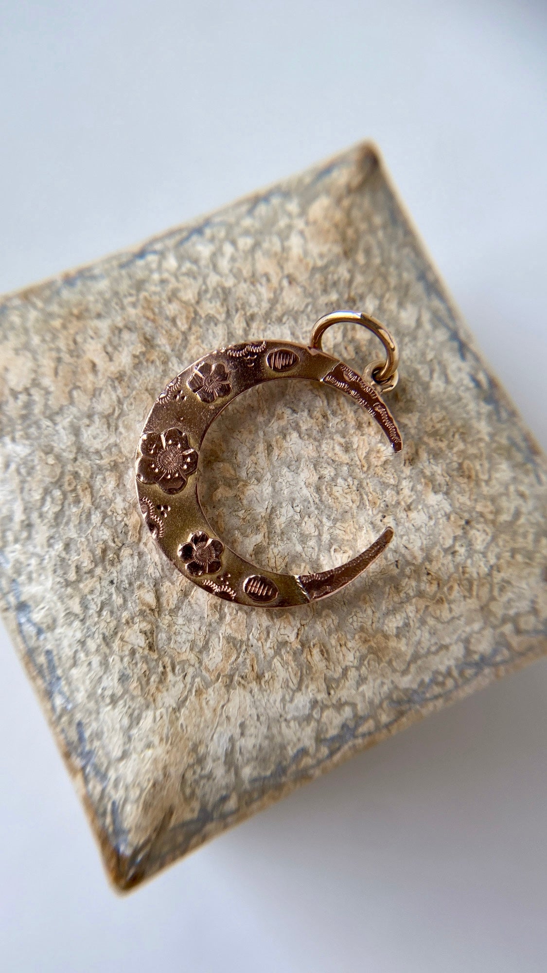 the flower crescent