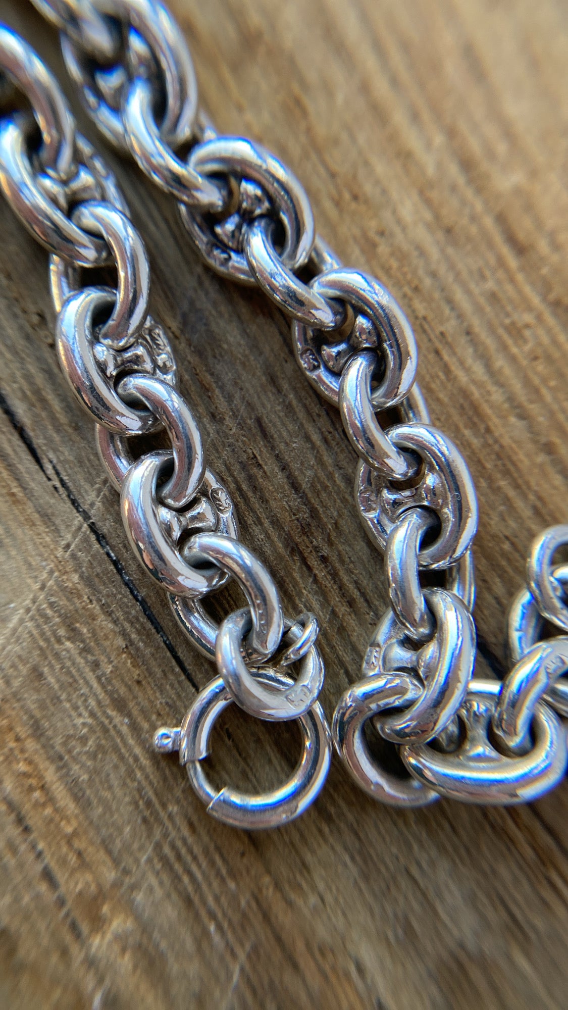 the chunky anchor link bracelet