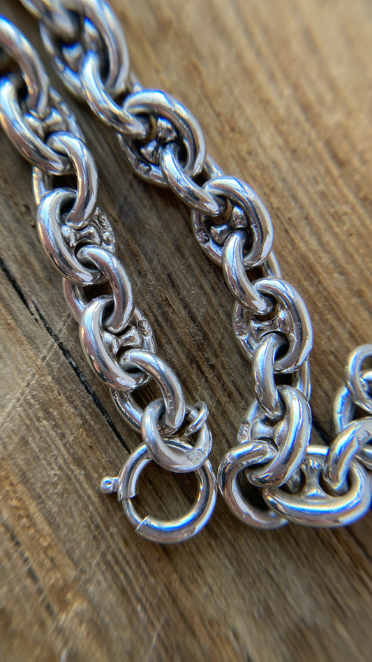 the chunky anchor link bracelet