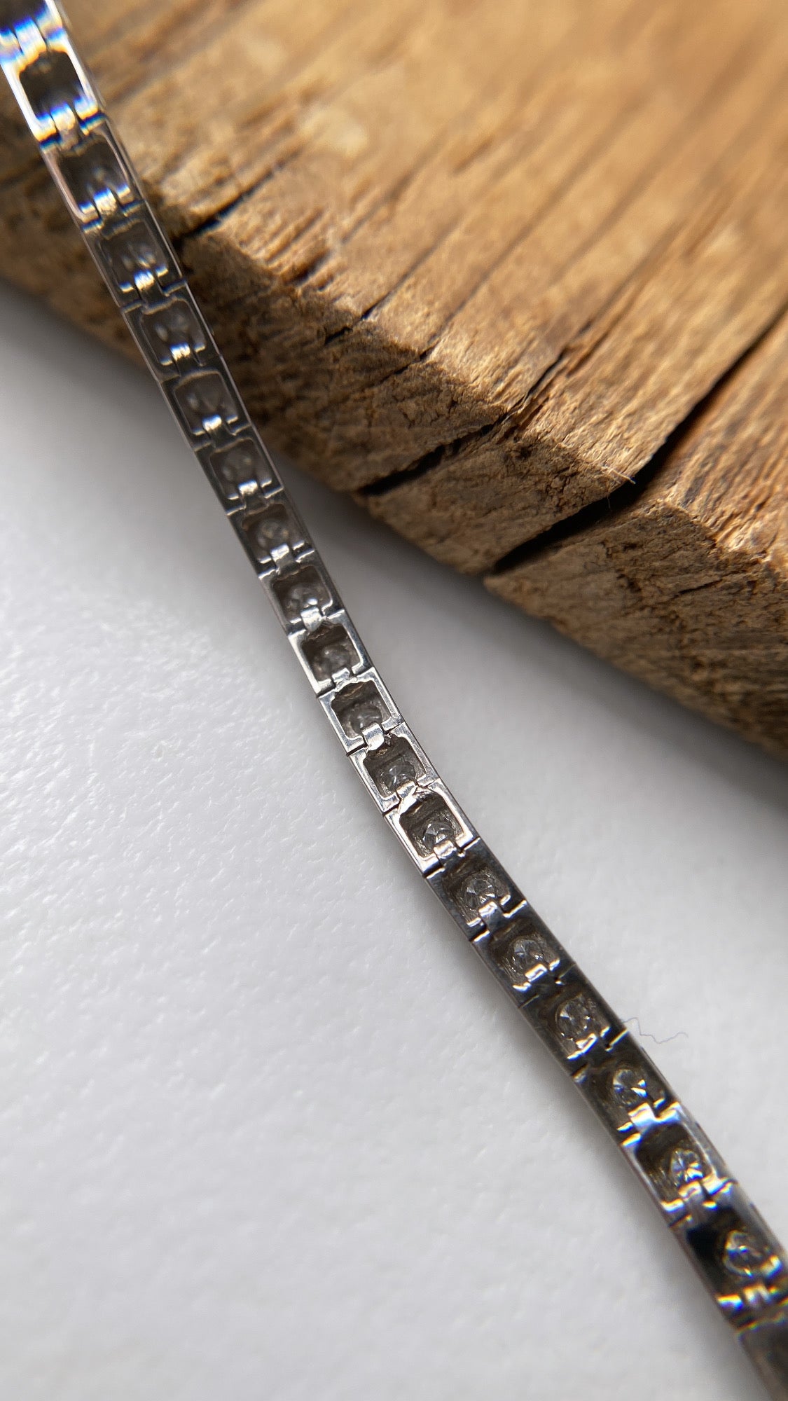 the diamond tennis bracelet