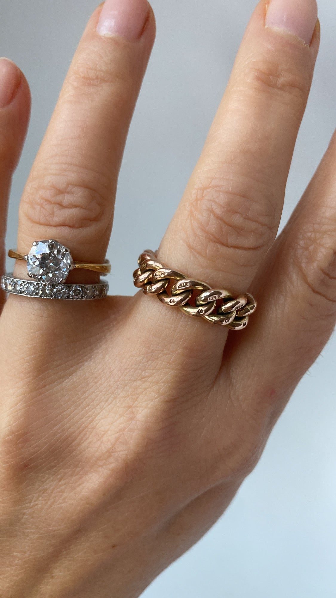 the antique chain ring