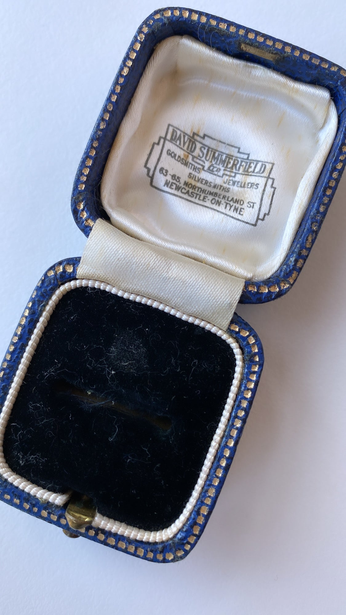 David Summerfield, Newcastle-on-Tyne, little blue box