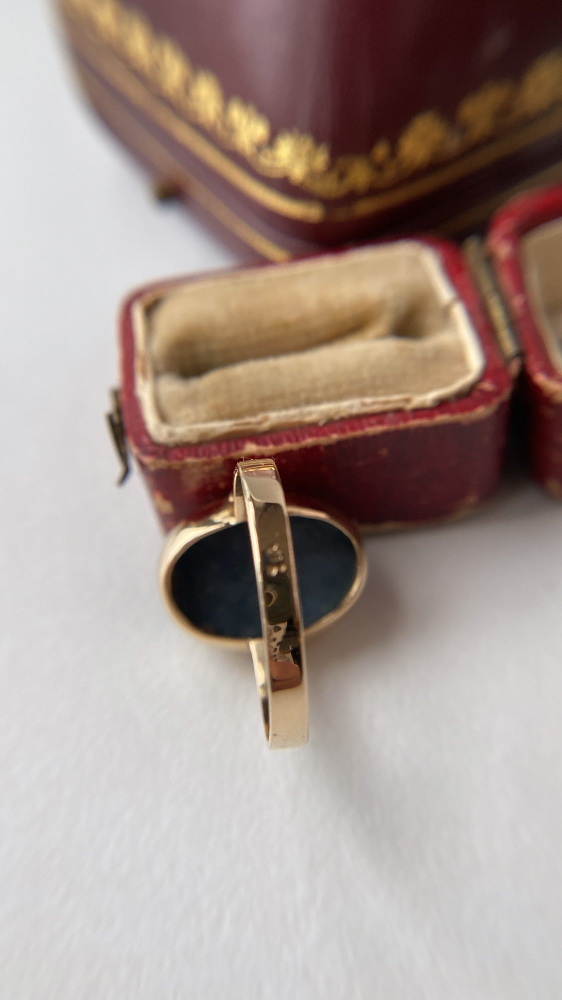 the mother of pearl cameo ring