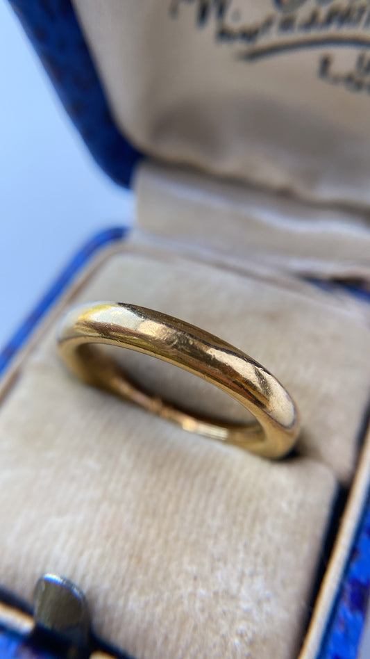 antique 22ct donut band//sold