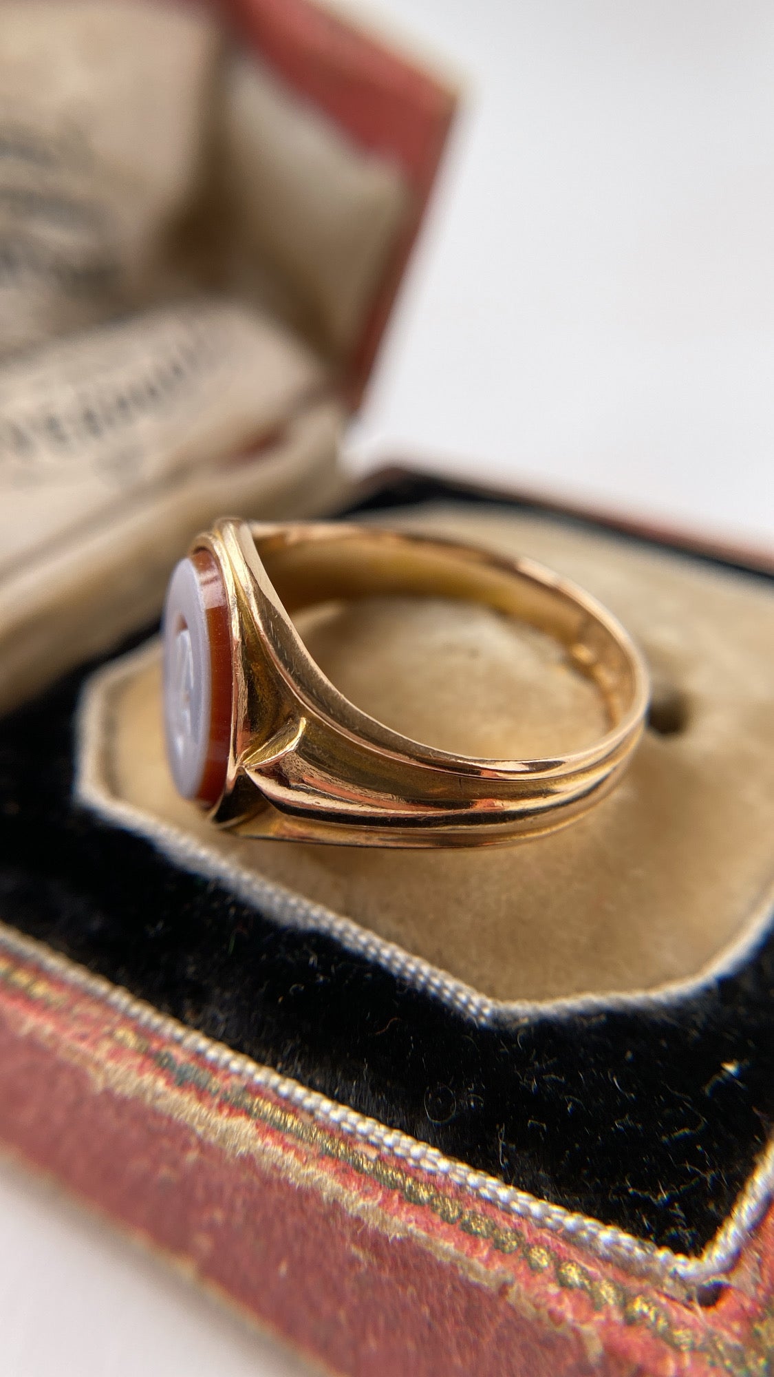 the sardonyx intaglio G