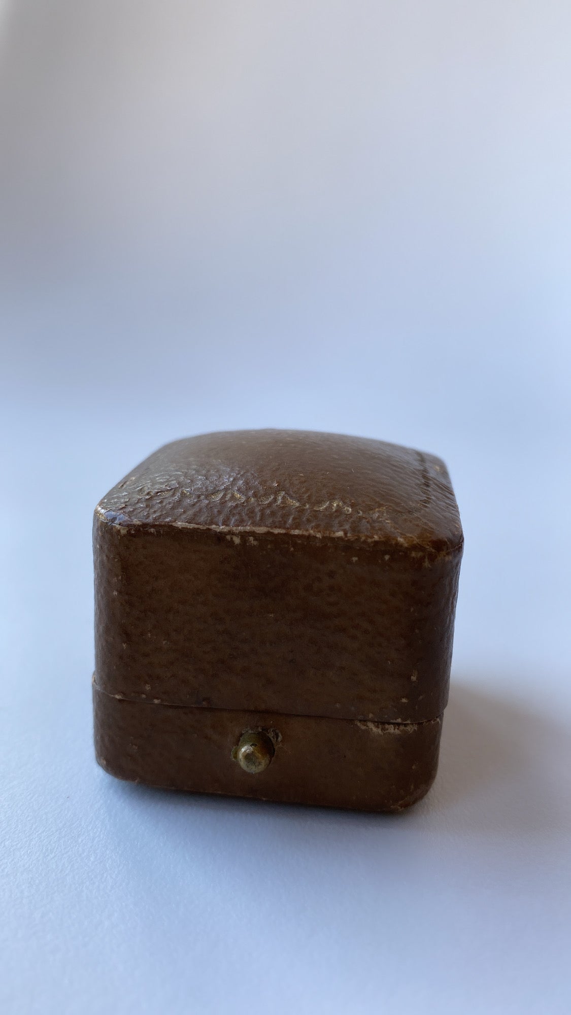 Saqui & Lawrence Ltd, London, little brown box