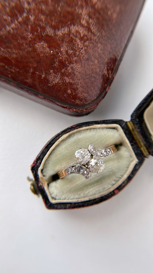 the toi et moi art deco ring