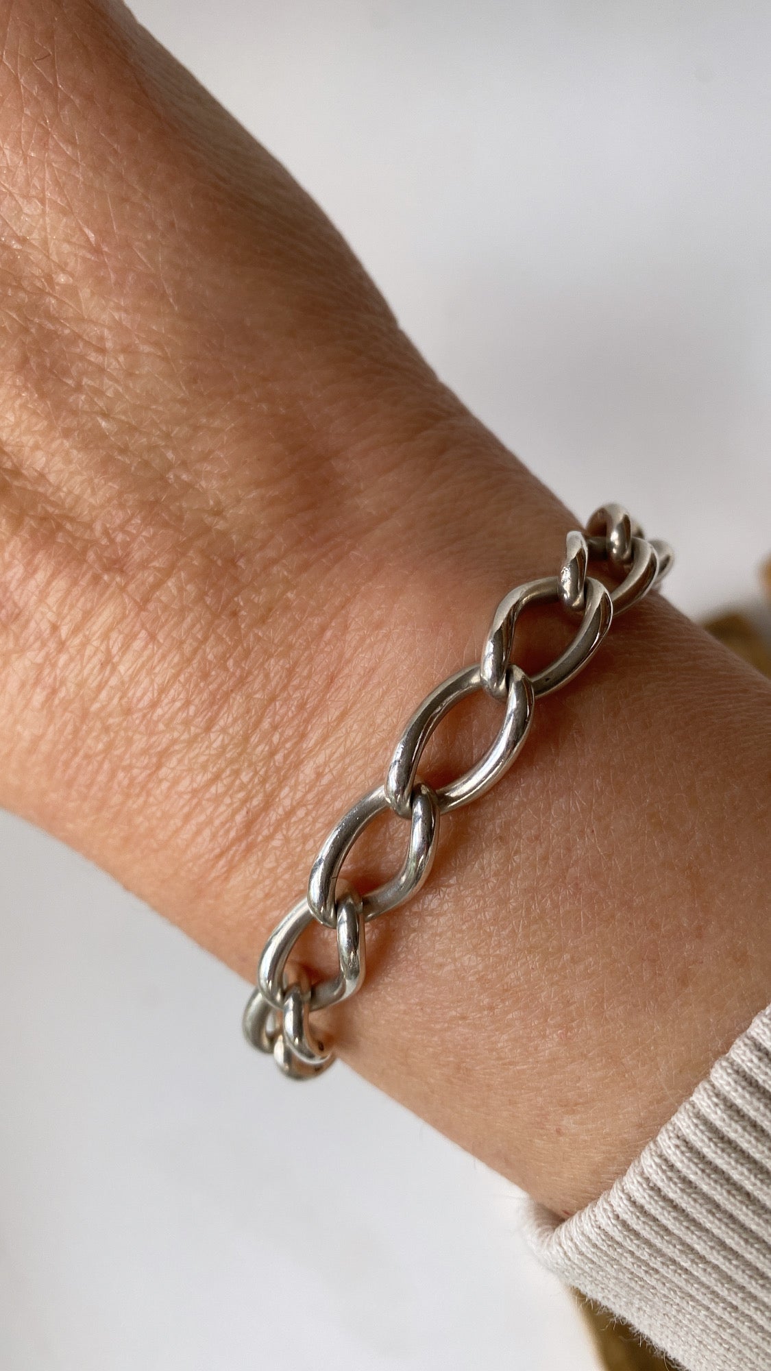 the antique oval link silver bracelet