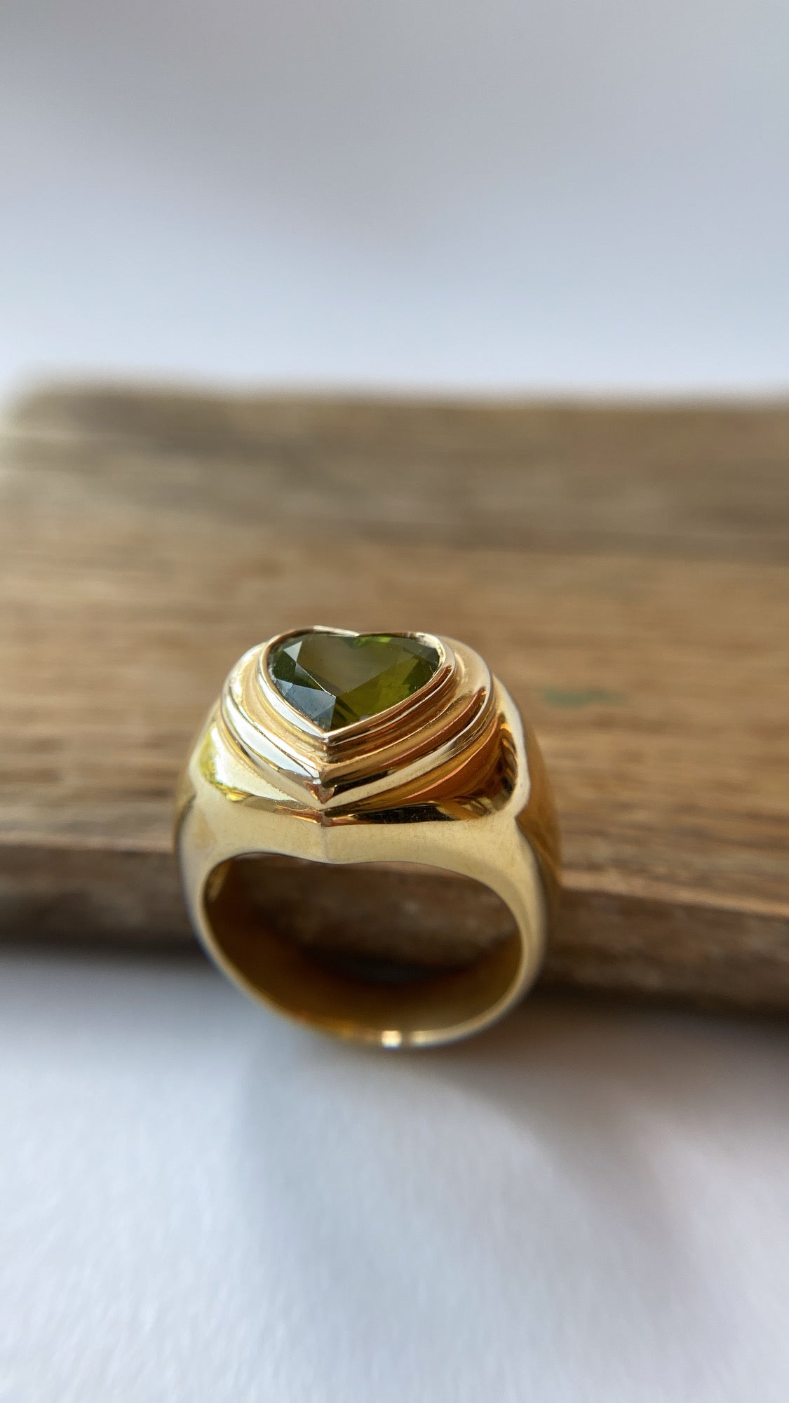 the peridot heart ring