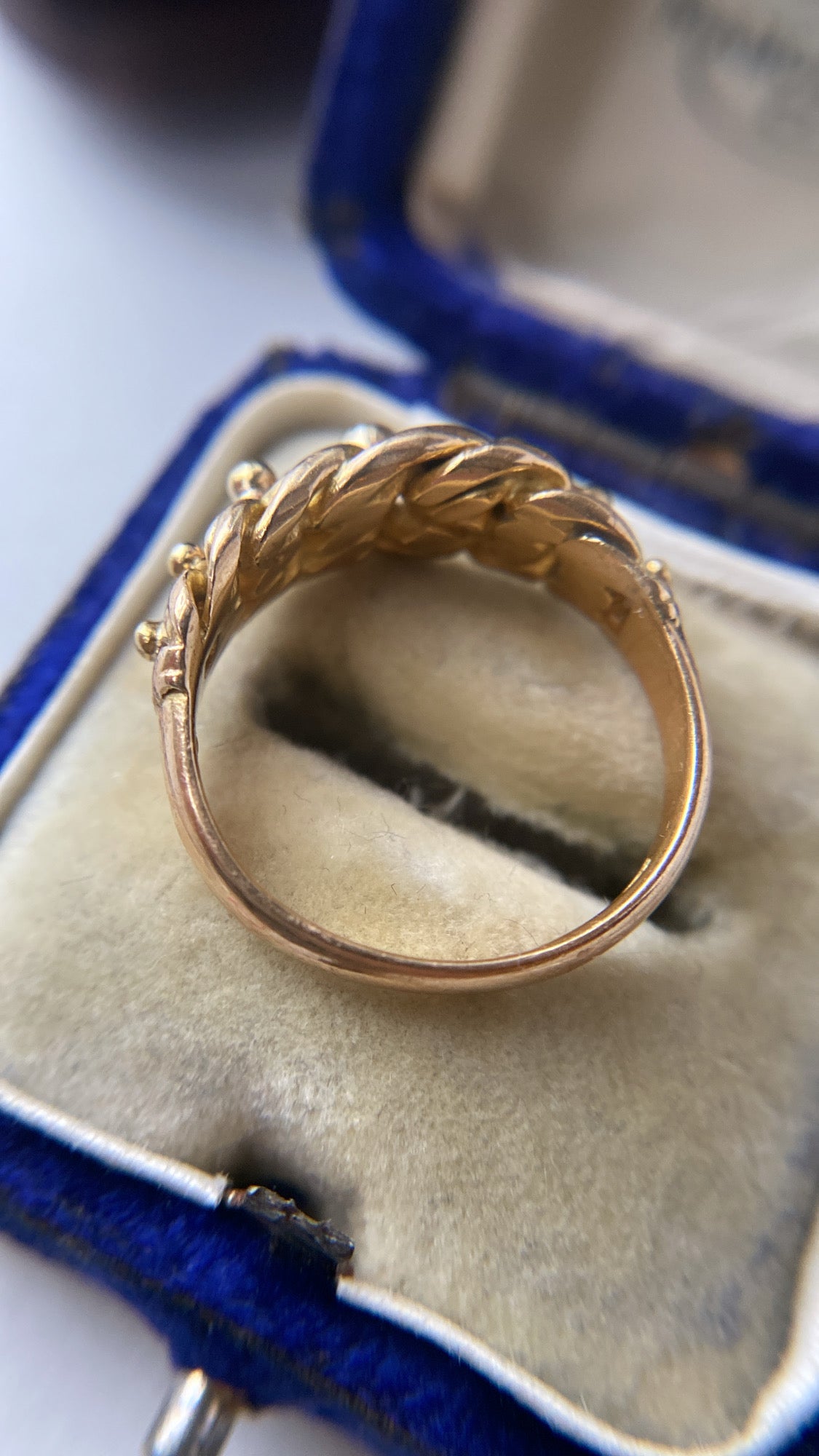 the chunky antique keeper ring