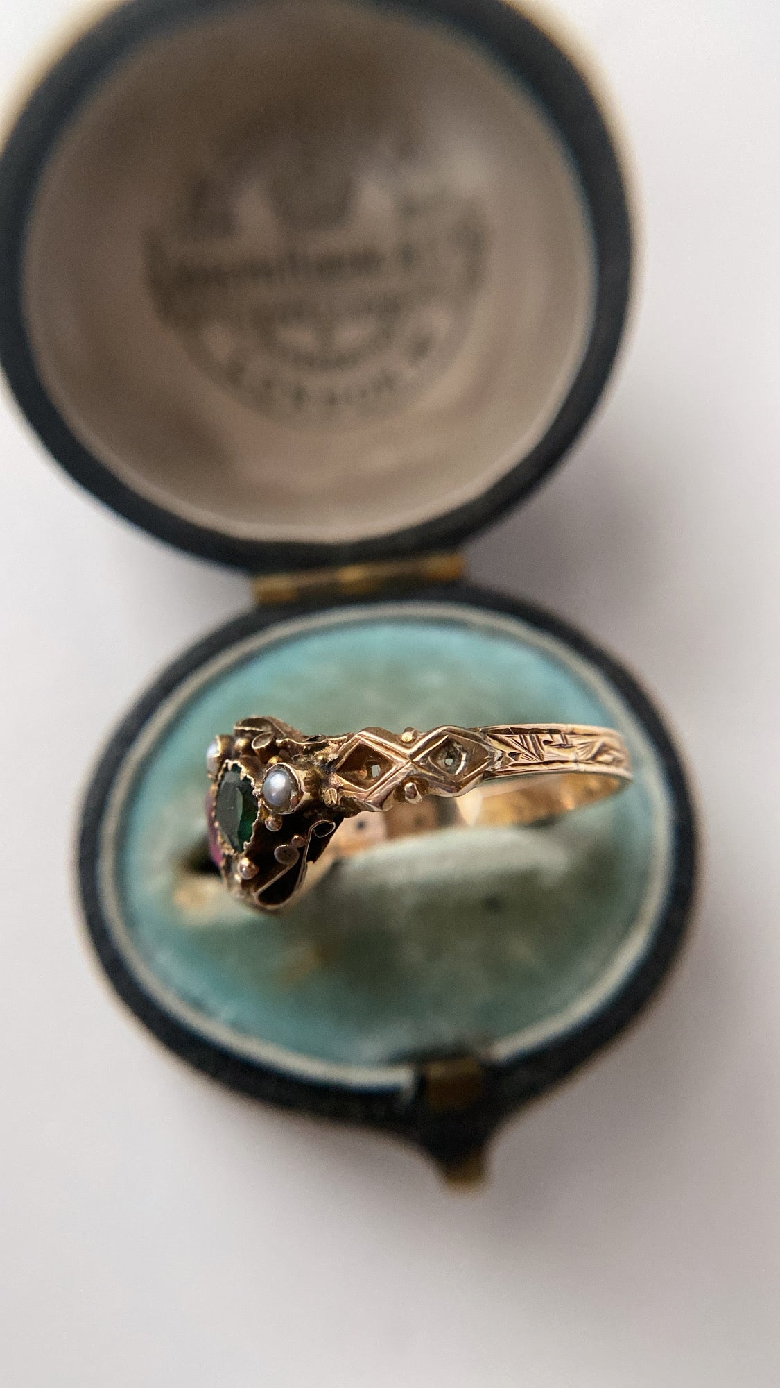 antique vivid coloured paste ring