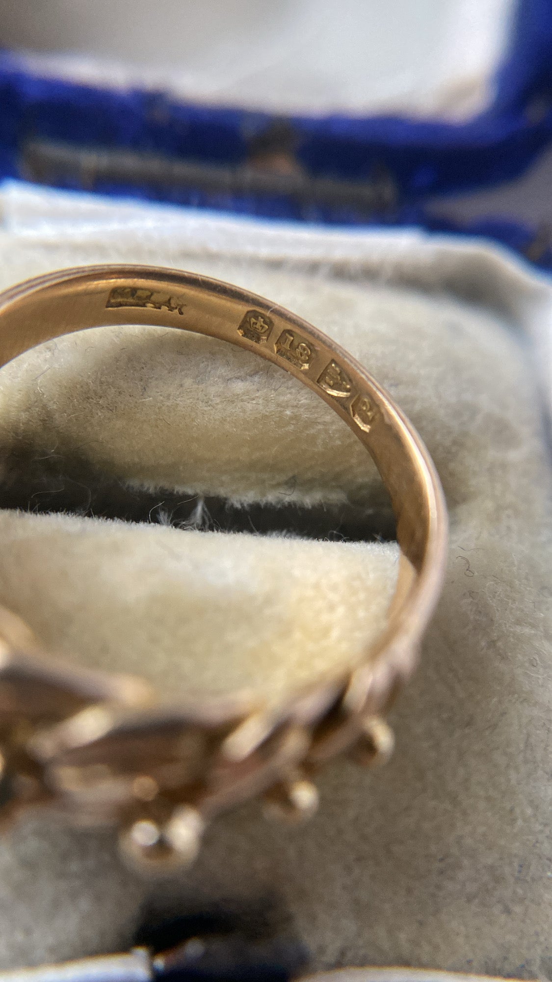the chunky antique keeper ring
