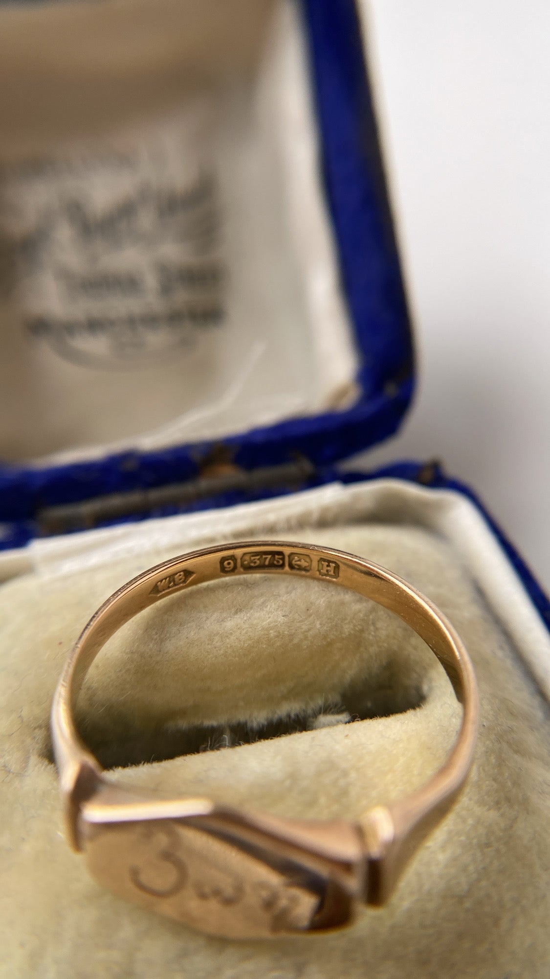 the Victorian kite shaped signet ring
